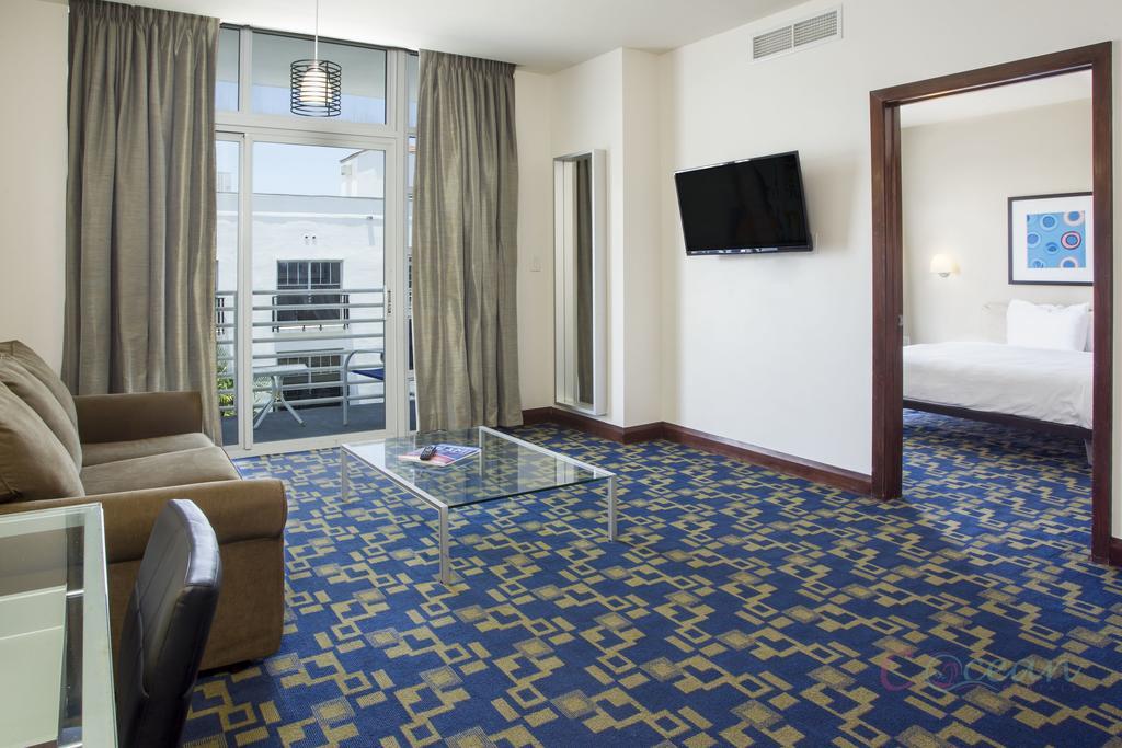 C Ocean Rentals At Strand Ocean Drive (Adults Only) Miami Beach Exterior photo