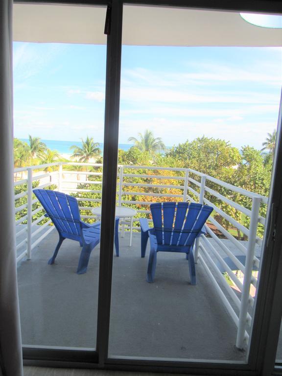 C Ocean Rentals At Strand Ocean Drive (Adults Only) Miami Beach Exterior photo