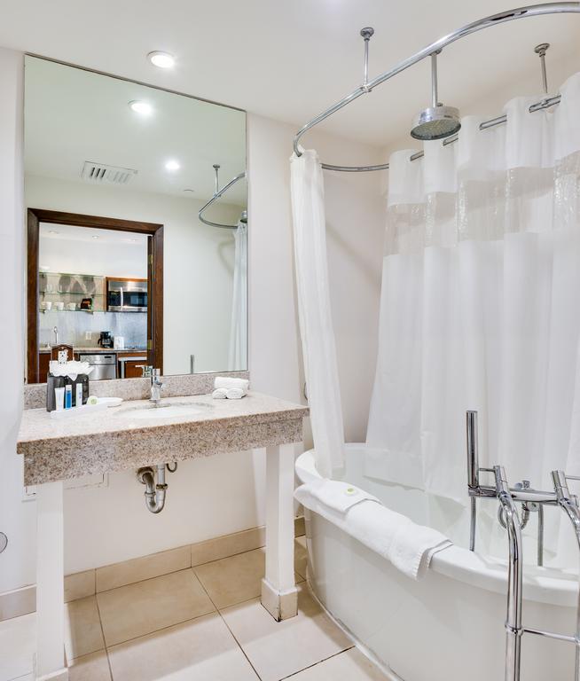 C Ocean Rentals At Strand Ocean Drive (Adults Only) Miami Beach Exterior photo
