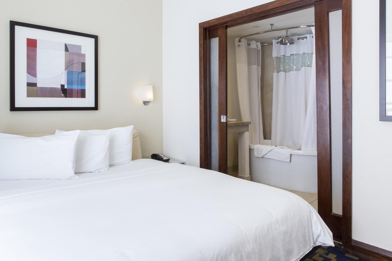 C Ocean Rentals At Strand Ocean Drive (Adults Only) Miami Beach Exterior photo